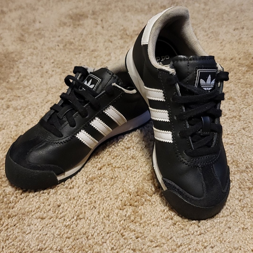 Girls Adidas tennis shoes